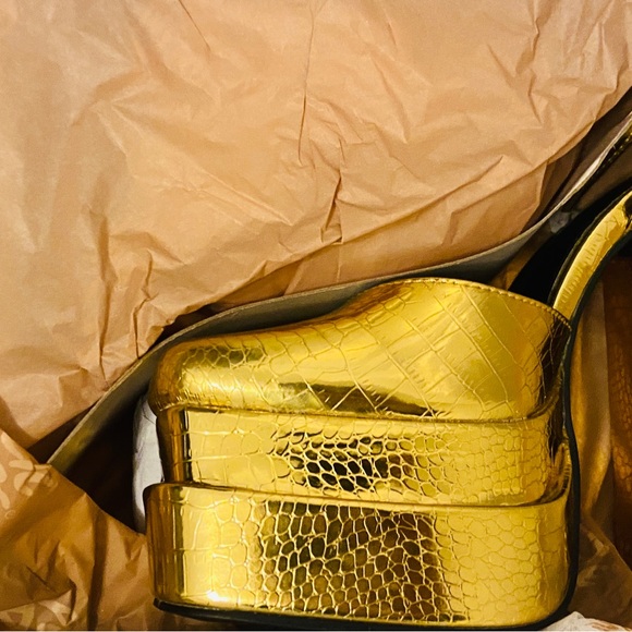 Hight heels - Picture 4 of 4